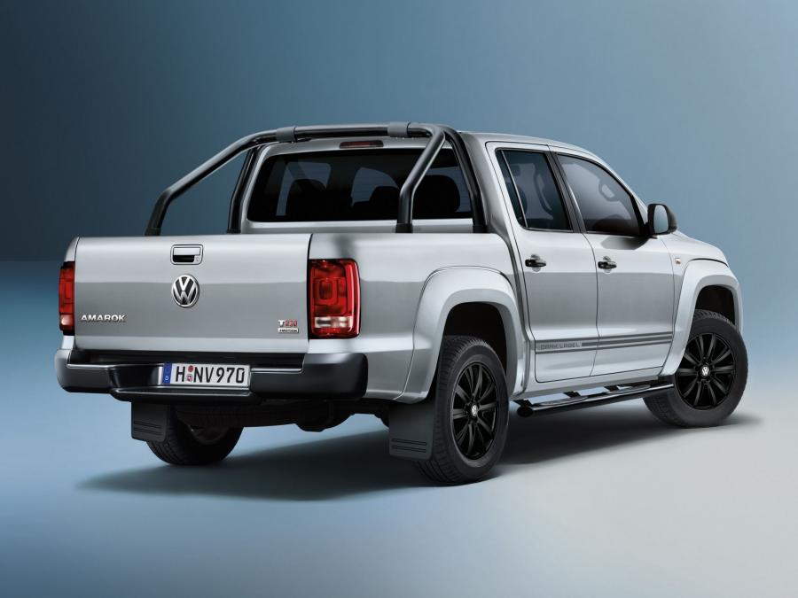  Volkswagen Amarok Dark Label 2014 года  (фото 2 из 3)